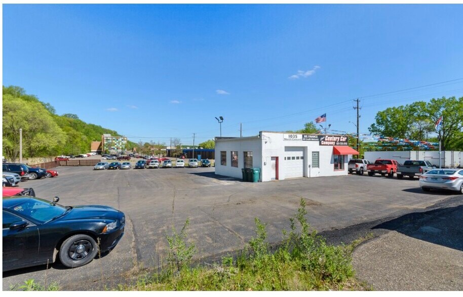 More Photos Of 1035 N Concord St, South Saint Paul Auto Dealership For Sale