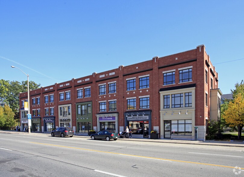 More Photos Of 165 Lakeshore Rd E, Mississauga Apartments For Lease
