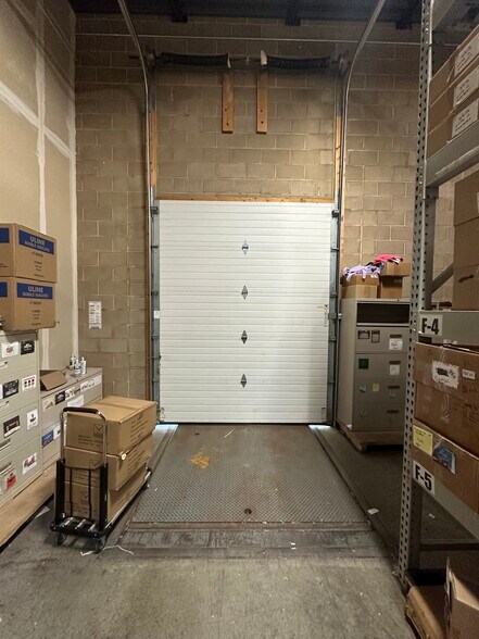 More Photos Of 2120 Howard Dr W, North Mankato Warehouse For Lease