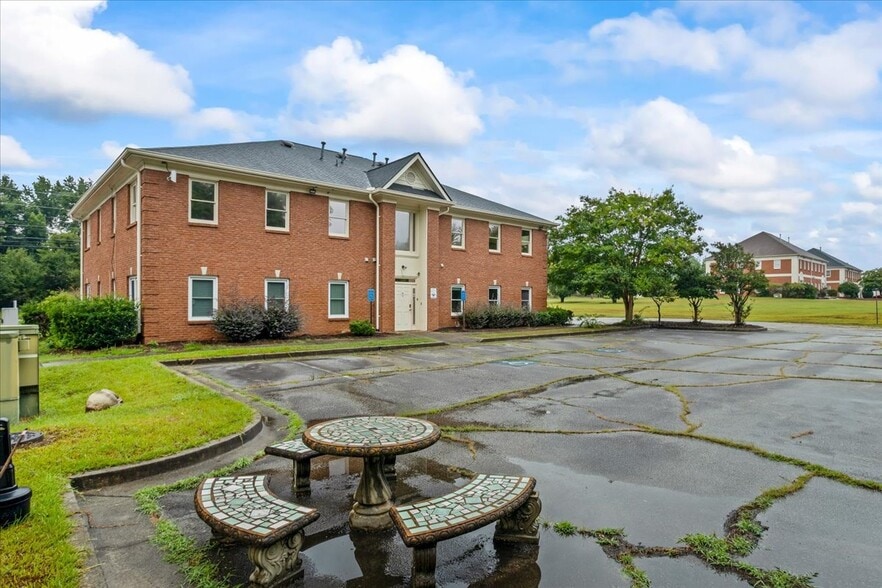 More Photos Of 883 Commerce Dr SW, Conyers Office For Sale