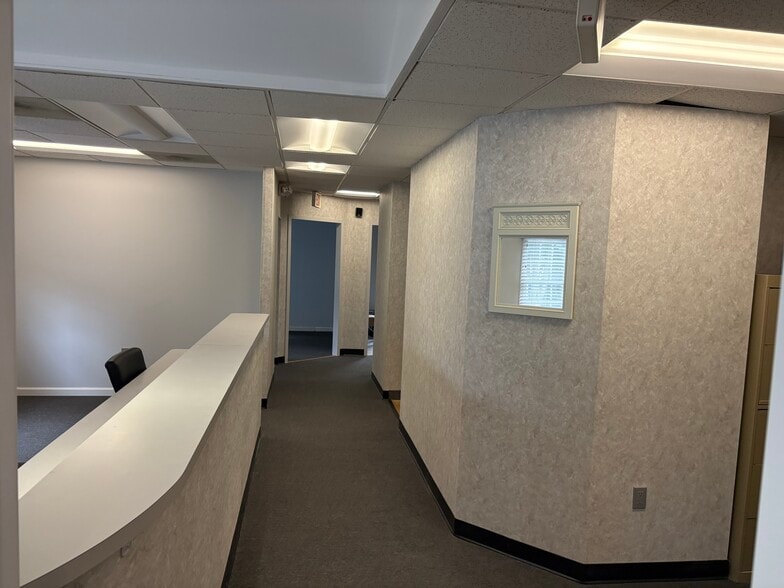 More Photos Of 17902 Georgia Ave, Olney Medical For Lease