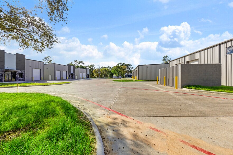 More Photos Of 15615 Jarvis Rd, Cypress Unknown For Lease
