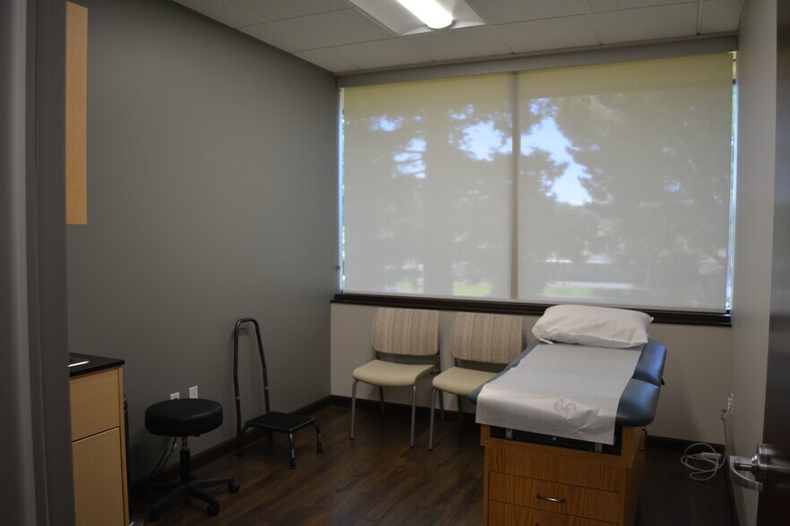 More Photos Of 100 N Wiget Ln, Walnut Creek Medical For Lease