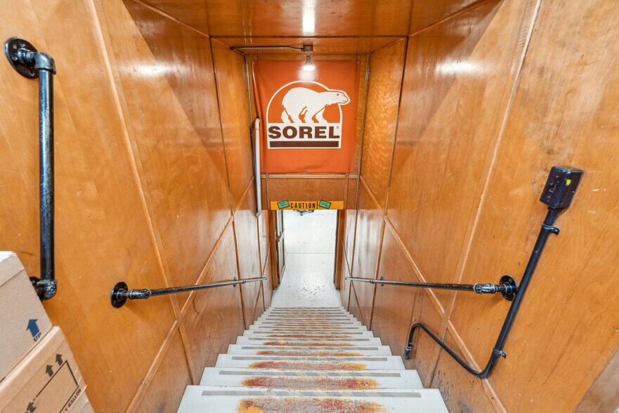 More Photos Of 185 Main St, Bethel Freestanding For Sale