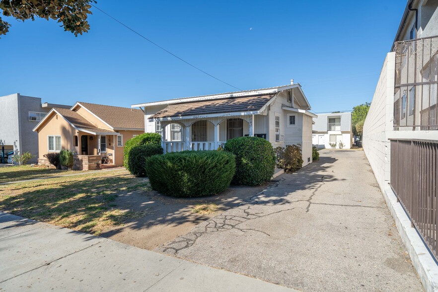 Primary Photo Of 1167 Raymond Ave, Glendale Multifamily For Sale