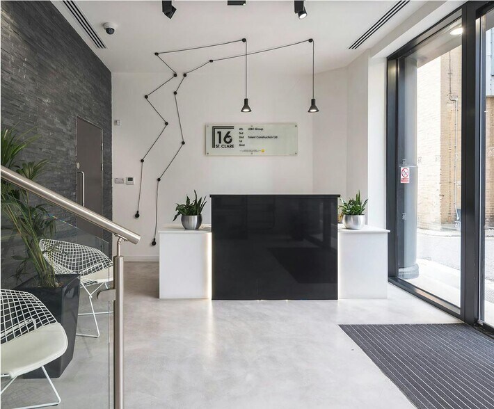More Photos Of 16 St Clare St, London Office For Lease
