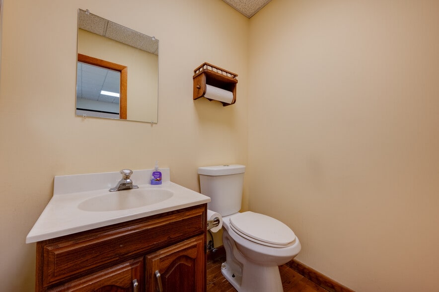 More Photos Of 72 W Stafford Rd, Stafford Springs Medical For Sale