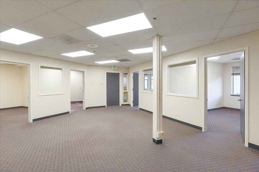 More Photos Of 370-390 Bridge Pky, Redwood City Medical For Sale