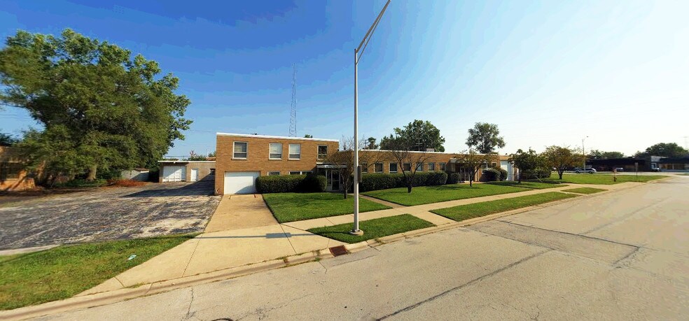 Primary Photo Of 12 W Interstate Rd, Addison Warehouse For Sale