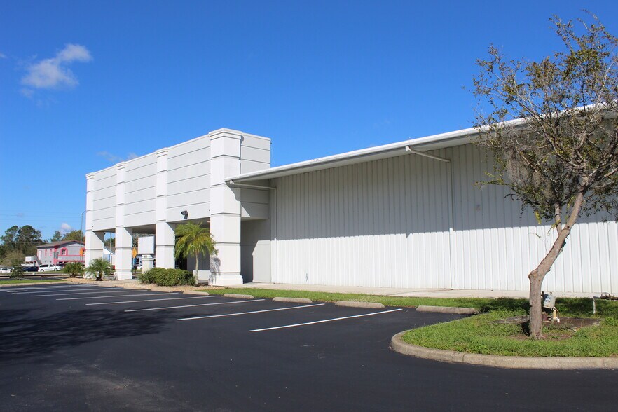 More Photos Of 855 N Highway 17-92, Longwood Storefront For Sale