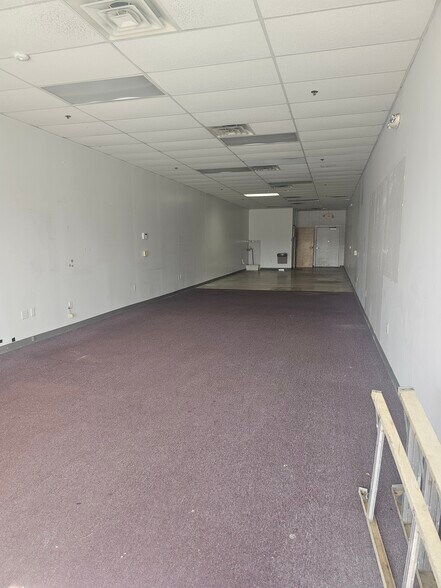 More Photos Of 2695 Henry St, Muskegon Storefront For Lease