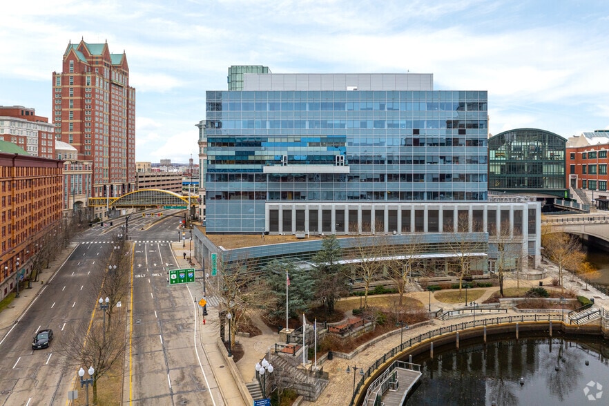 More Photos Of 10 Memorial Blvd, Providence Office For Lease