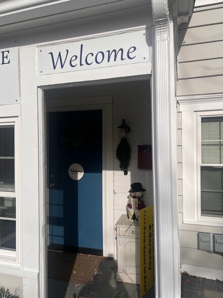 More Photos Of 135 Main St, Chatham Medical For Lease