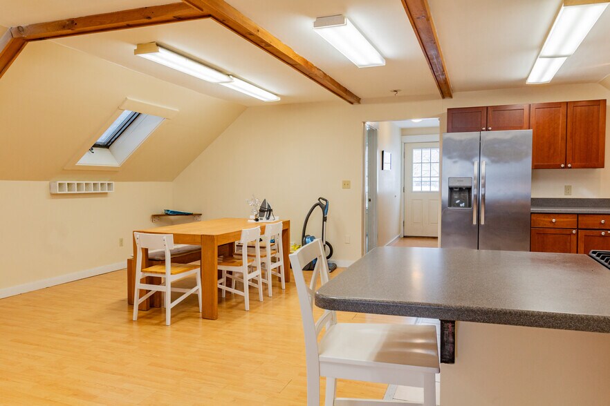 More Photos Of 15 School St, Freeport Storefront Retail Office For Sale