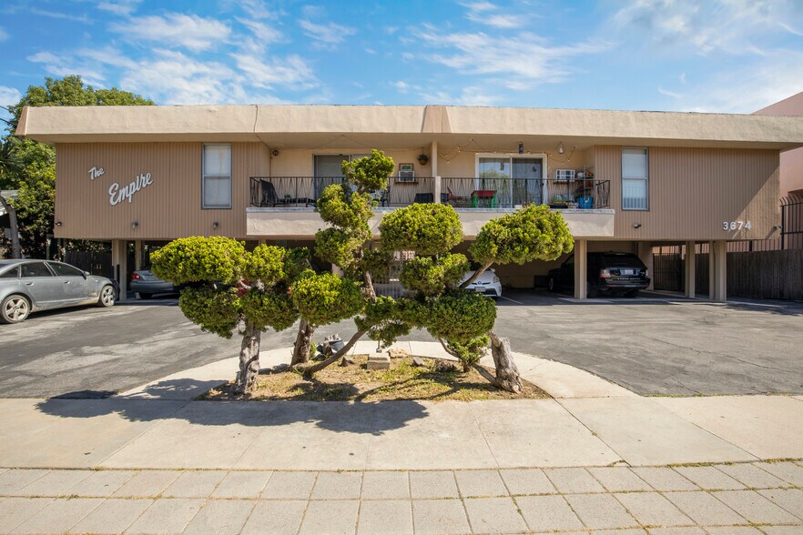 More Photos Of 3674 Empire Dr, Los Angeles Apartments For Sale