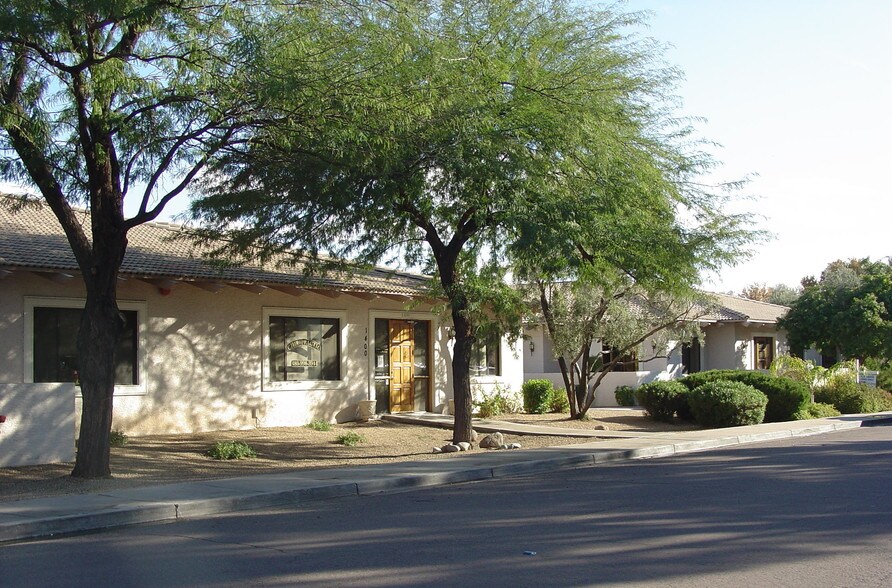 More Photos Of 10505 N 69th St, Scottsdale Office For Lease