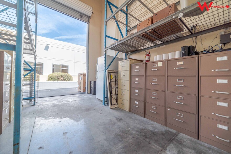 More Photos Of 1221 Puerta Del Sol, San Clemente Warehouse For Lease