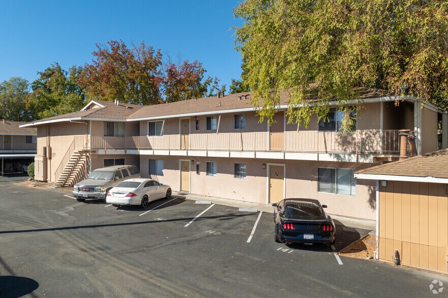 More Photos Of 2451 Olivera Rd, Concord Apartments For Sale