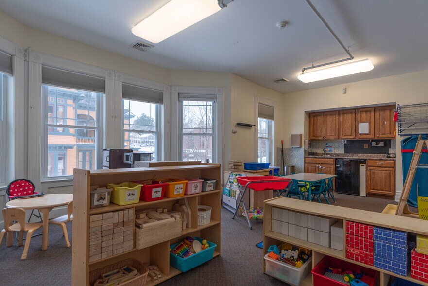 More Photos Of 12 Church Ave, Ballston Spa Daycare Center For Lease