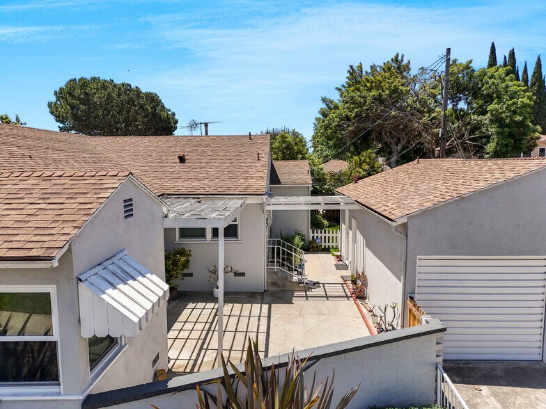 More Photos Of 7801 Flight Ave, Los Angeles Multifamily For Sale