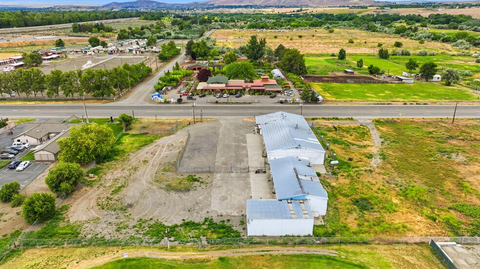 More Photos Of 2676 Van Giesen St, Richland Industrial For Sale