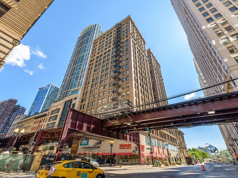 Primary Photo Of 111 N Wabash Ave, Chicago Office For Lease