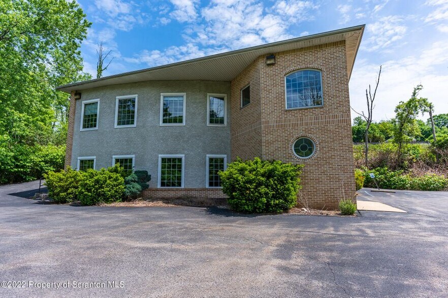 More Photos Of 105 Layton Rd, Clarks Summit Medical For Lease