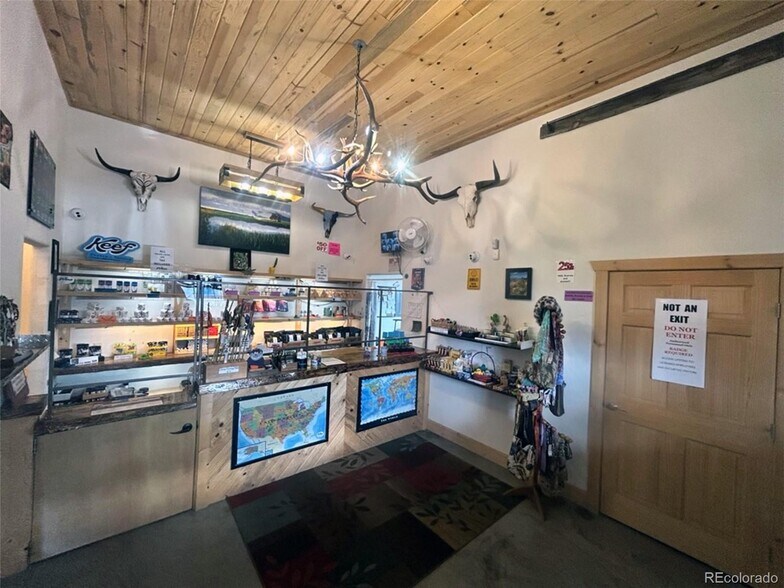 More Photos Of 34132 Highway 285, Villa Grove General Retail For Sale