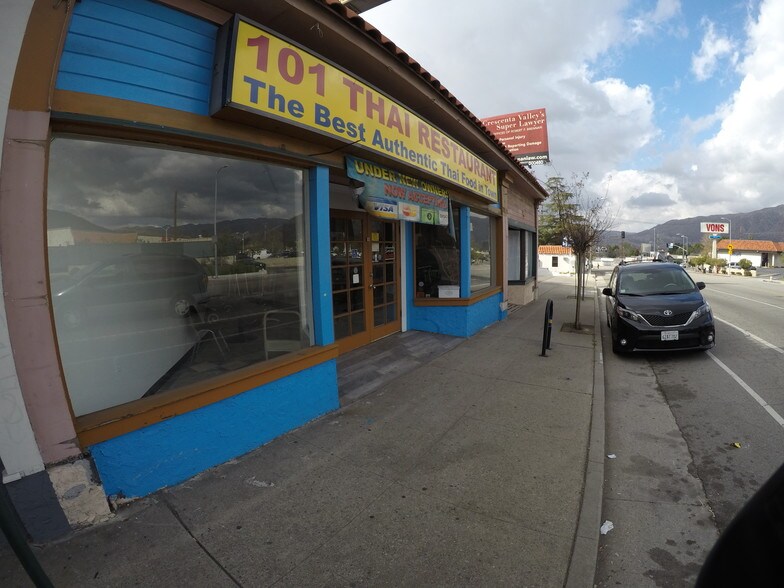 More Photos Of 7780 Foothill Blvd, Tujunga Restaurant For Sale