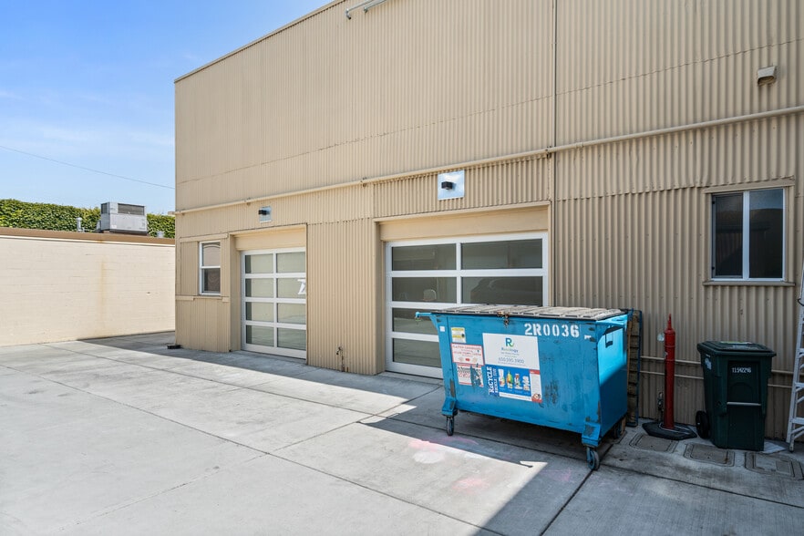 More Photos Of 629-639 S B St, San Mateo Storefront For Lease