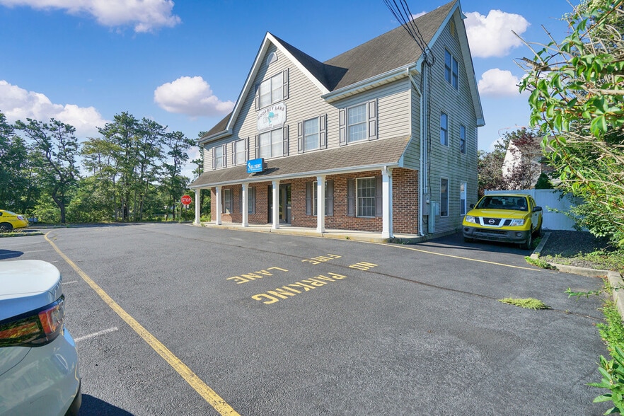 More Photos Of 426 Herbertsville Rd, Brick Office Residential For Sale