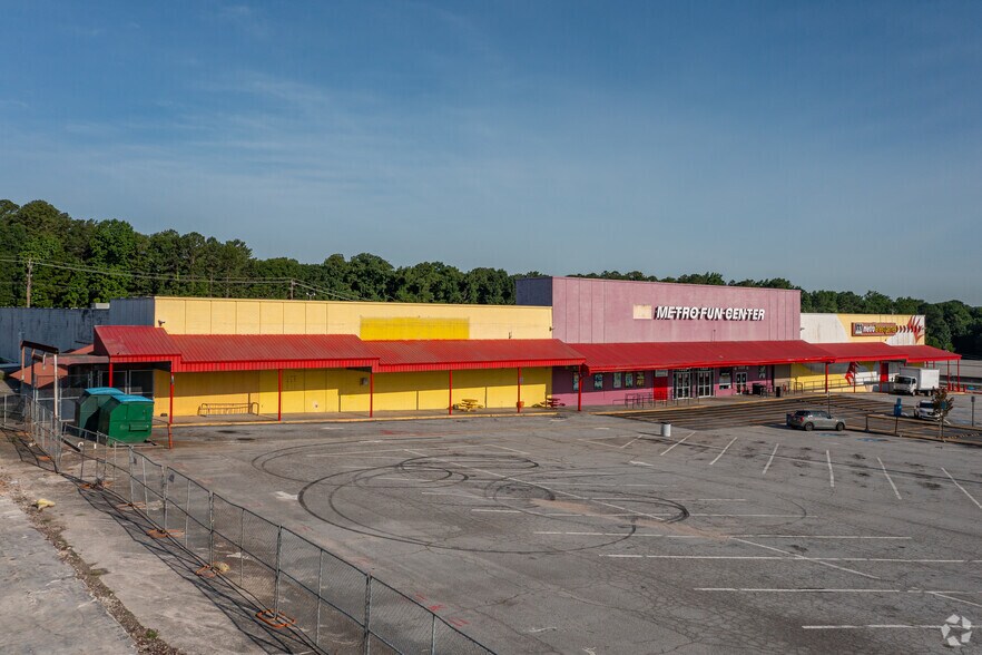 More Photos Of 1959 Metropolitan Pky SW, Atlanta Bowling Alley For Sale