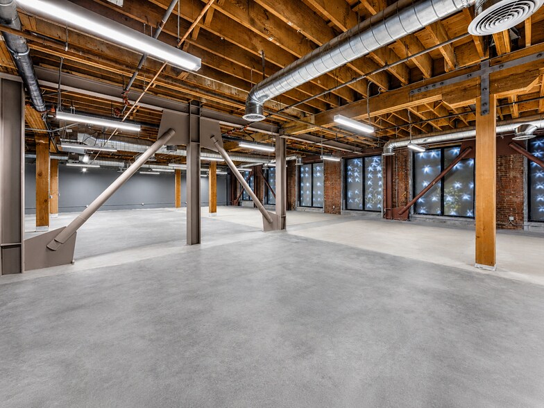 More Photos Of 440 Seaton St, Los Angeles Loft Creative Space For Lease
