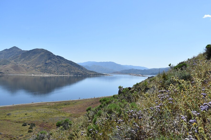 More Photos Of 2924 Claire St, Lake Isabella Apartments For Sale