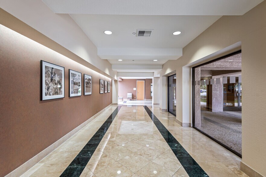 More Photos Of 2801 Townsgate Rd, Westlake Village Office For Lease