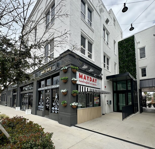 More Photos Of 442 W Kennedy Blvd, Tampa Office For Lease