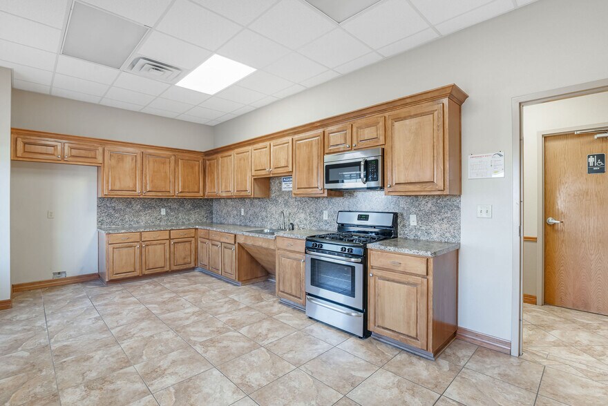 More Photos Of 2753 SH 322 Hwy, Longview Office Residential For Sale