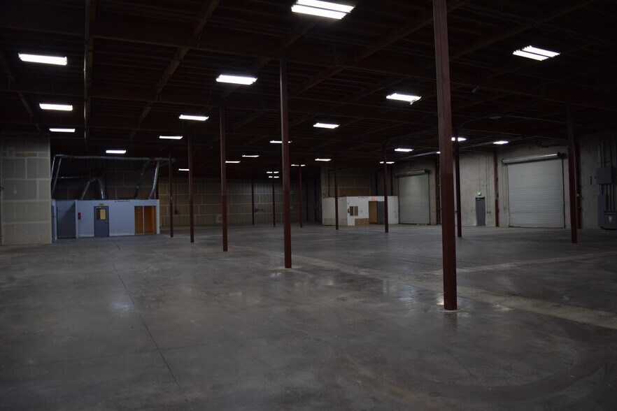 More Photos Of 750 Link Rd, Fairfield Warehouse For Lease
