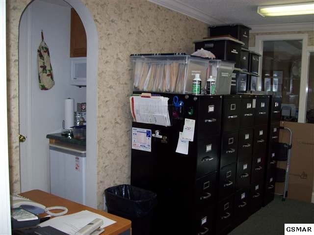 More Photos Of 400 Park Rd, Sevierville Office For Sale