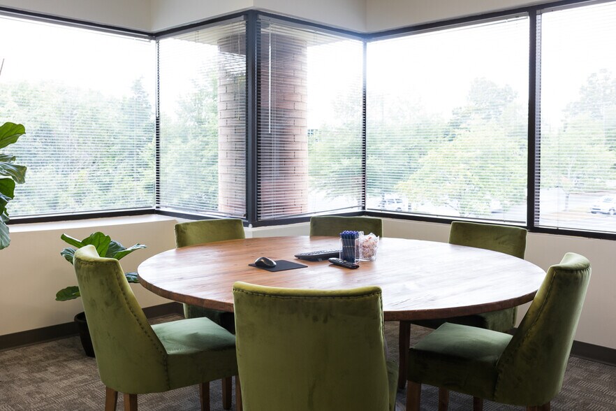 More Photos Of 15 Brendan Way, Greenville Office For Lease