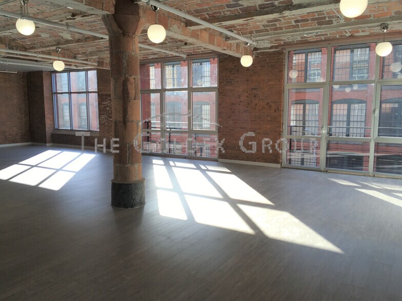 More Photos Of 53 Bridge St, Brooklyn Loft Creative Space For Lease