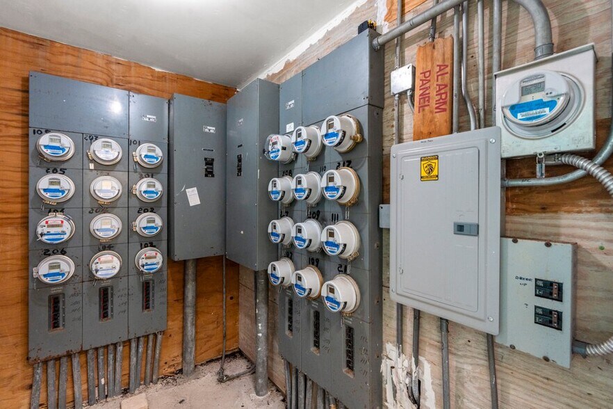 More Photos Of 640 SE 2nd Ave, Boynton Beach Apartments For Sale