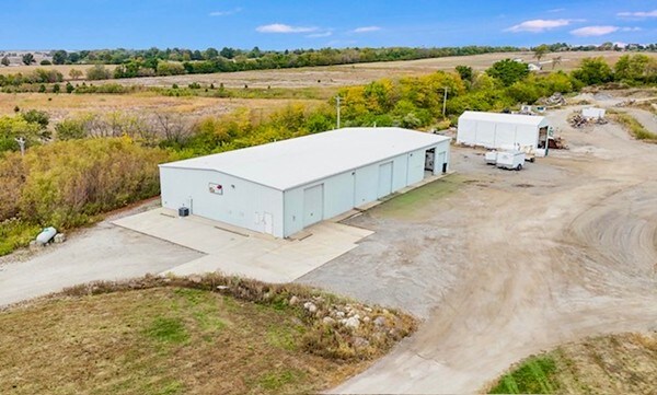 More Photos Of 3612 W Bloomington Rd, Champaign Truck Terminal For Sale