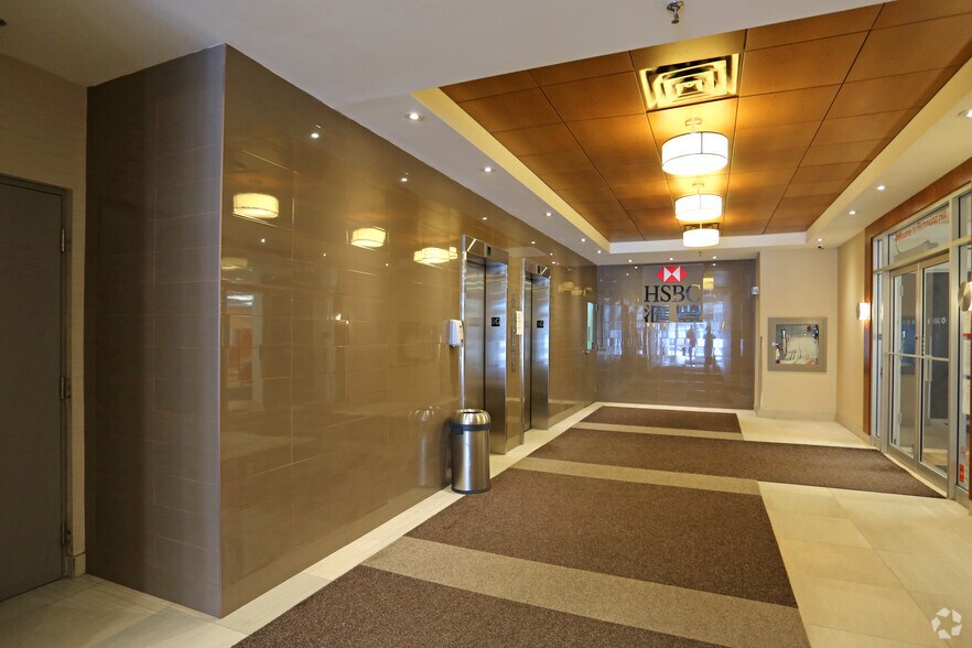 More Photos Of 330 E Hwy-7, Richmond Hill Office For Sale
