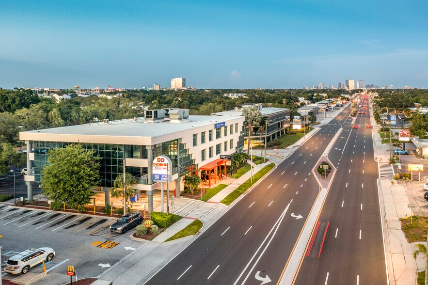 More Photos Of 4427 W Kennedy Blvd, Tampa Office For Sale