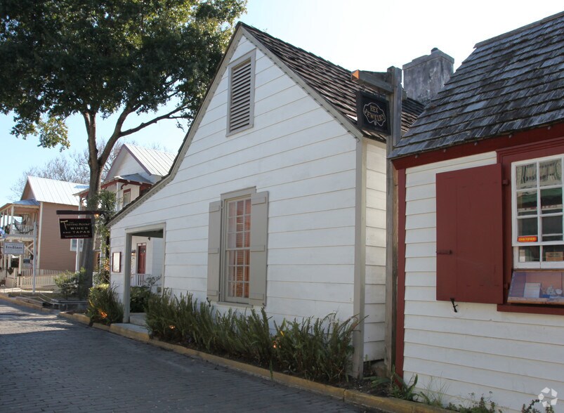 More Photos Of 25 Cuna St, Saint Augustine Restaurant For Lease