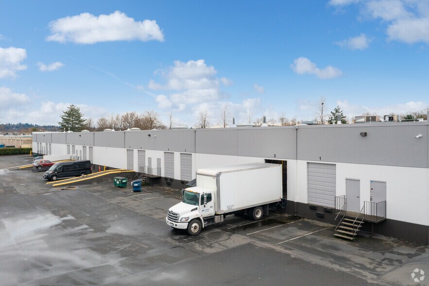 More Photos Of 1071-1083 Andover Park E, Tukwila Warehouse For Lease