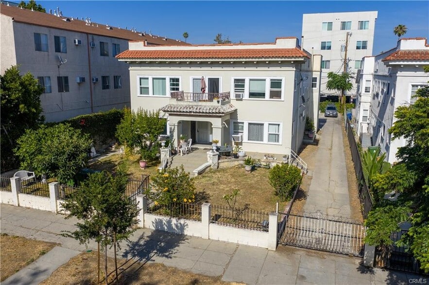 Primary Photo Of 548 N Kenmore Ave, Los Angeles Multifamily For Sale