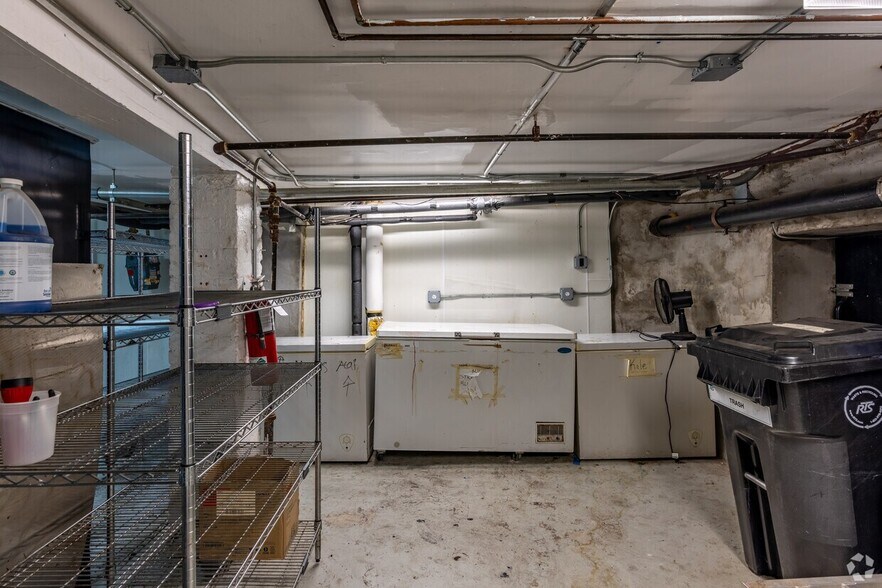 More Photos Of 201 E 10th St, New York Apartments For Lease