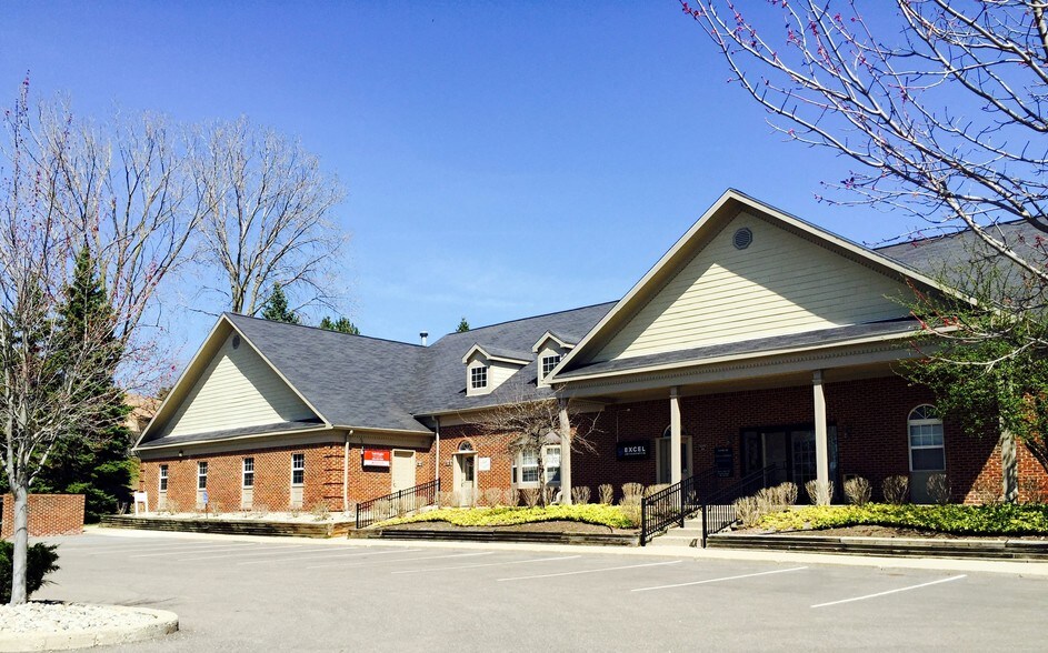 More Photos Of 42000 6 Mile Rd, Northville Medical For Lease
